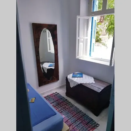 Nikola's Place *